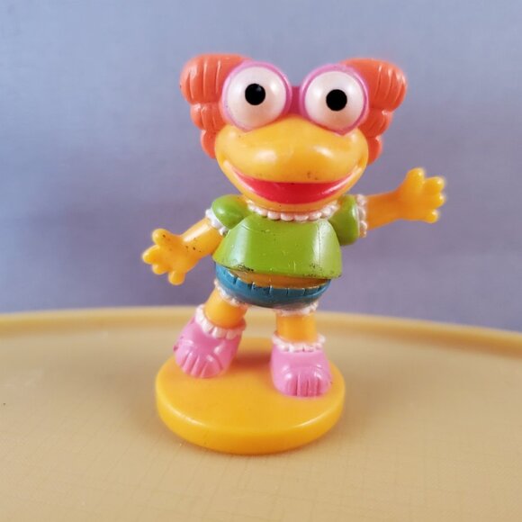 Muppets Skeeter Pvc Figure Muppet Babies Cake Topper Mini Fig 1985 Vintage 1.5" - Picture 1 of 4
